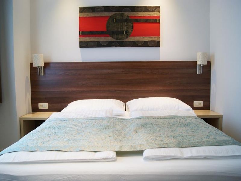 Hotel Photo 1