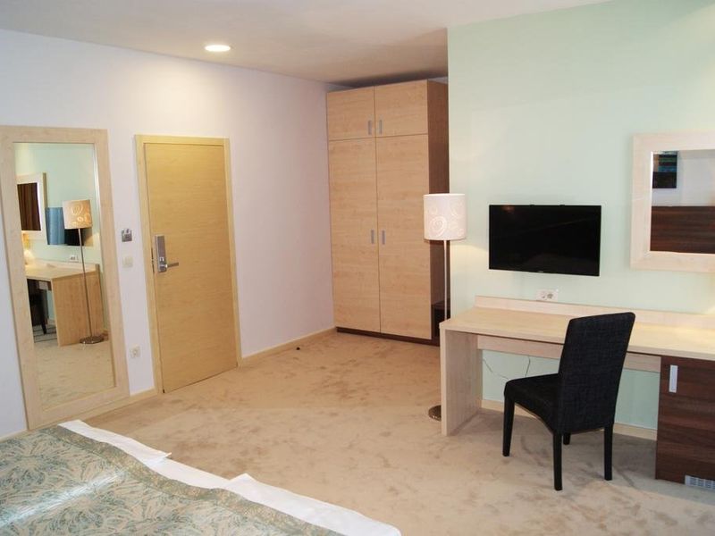 Hotel Photo 9