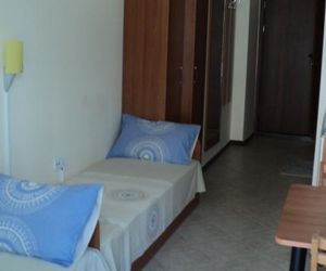 Meni Apartments and Guest Rooms Sozopol Bulgaria