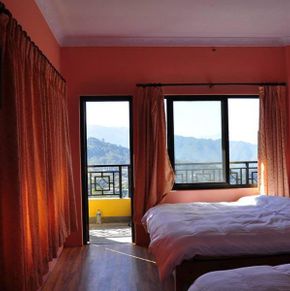 NearBy Hotel