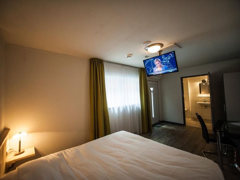 Hotel Photo 9