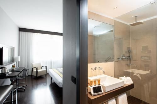 Hotel Photo 9