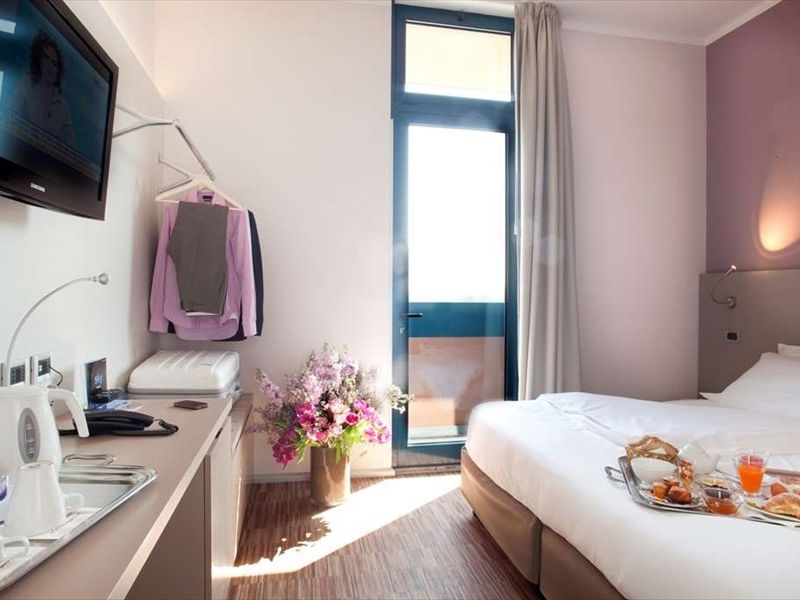 Hotel Photo 3