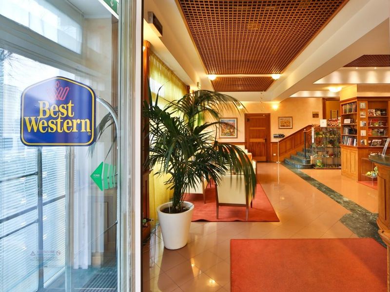 Hotel Photo 15