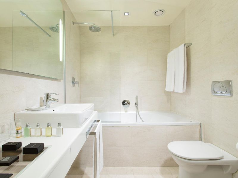 Hotel Photo 9