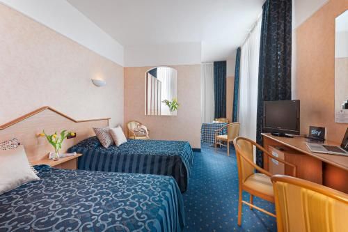 Hotel Photo 3
