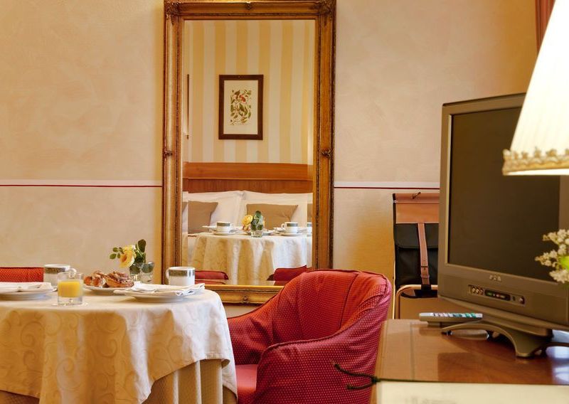 Hotel Photo 11