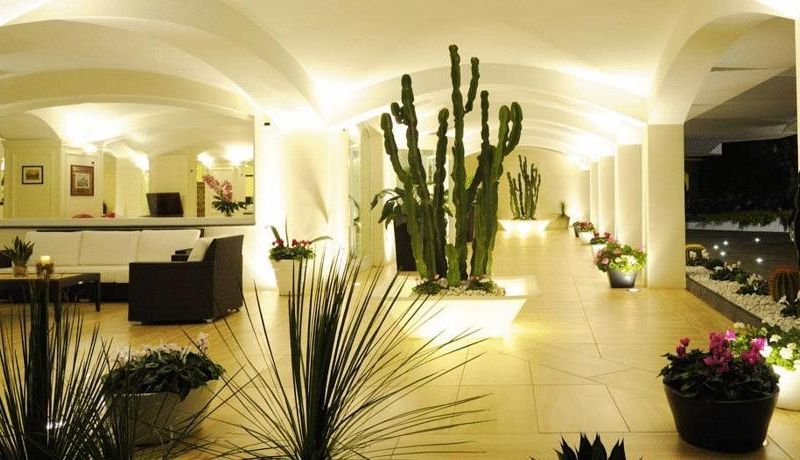 Hotel Photo 9