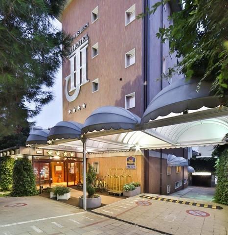 Hotel Photo 22