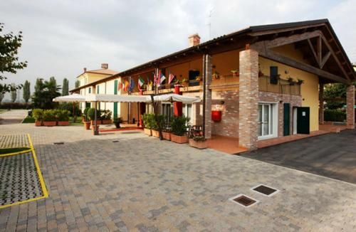 Hotel Photo 21
