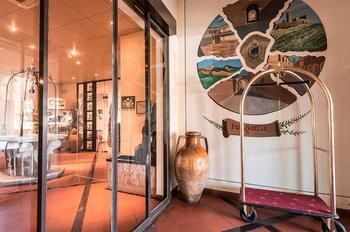 Hotel Photo 21