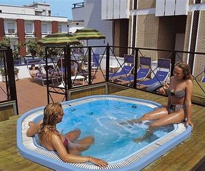 Hotel Queen Mary Cattolica Italy