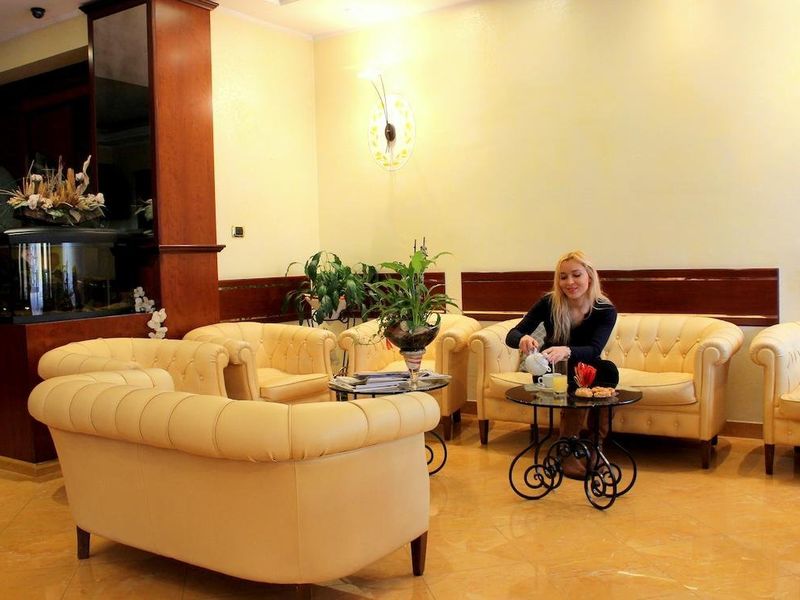 Hotel Photo 8