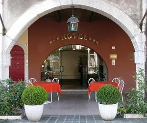 Hotel Piroscafo Desenzano del Garda Italy
