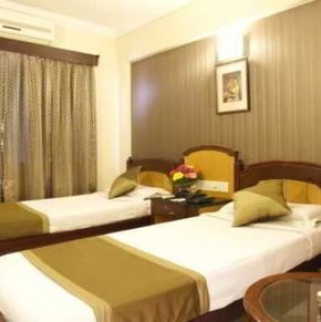 NearBy Hotel