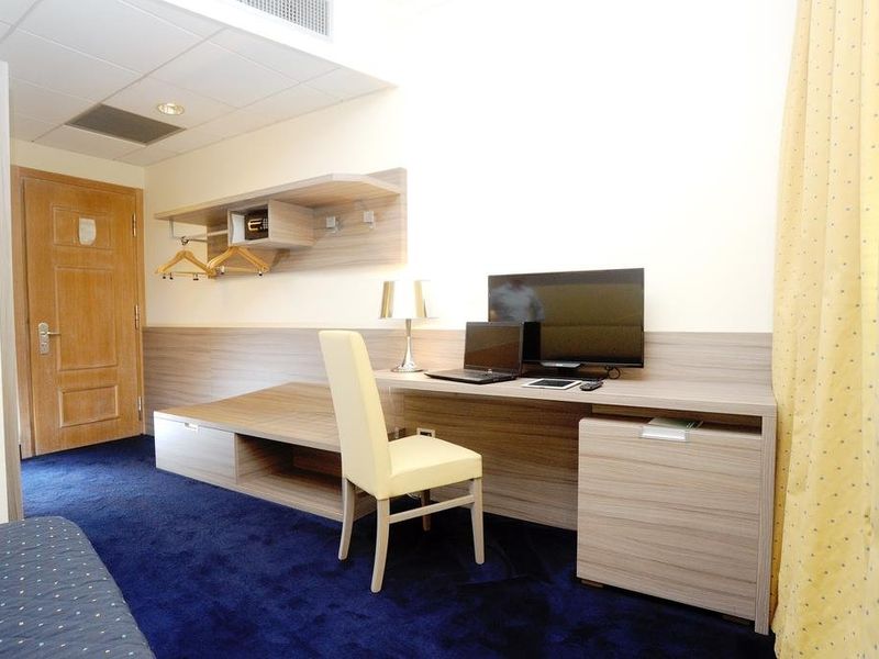Hotel Photo 7