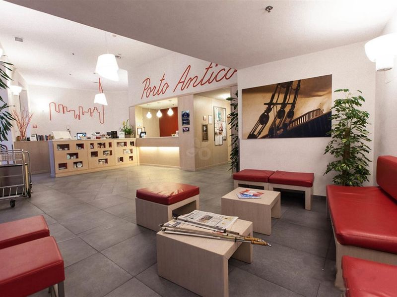Hotel Photo 9