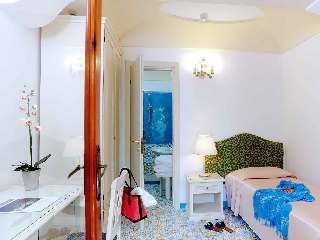 صورة الفندق 8