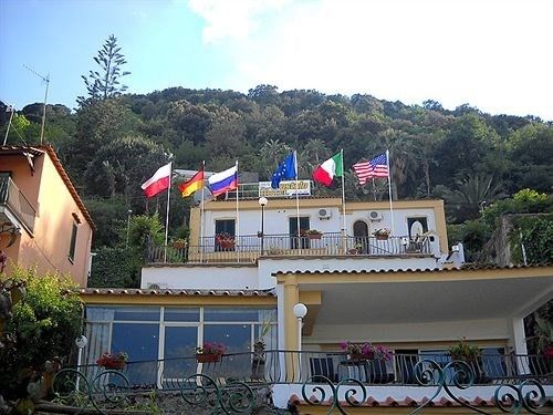 صورة الفندق 5