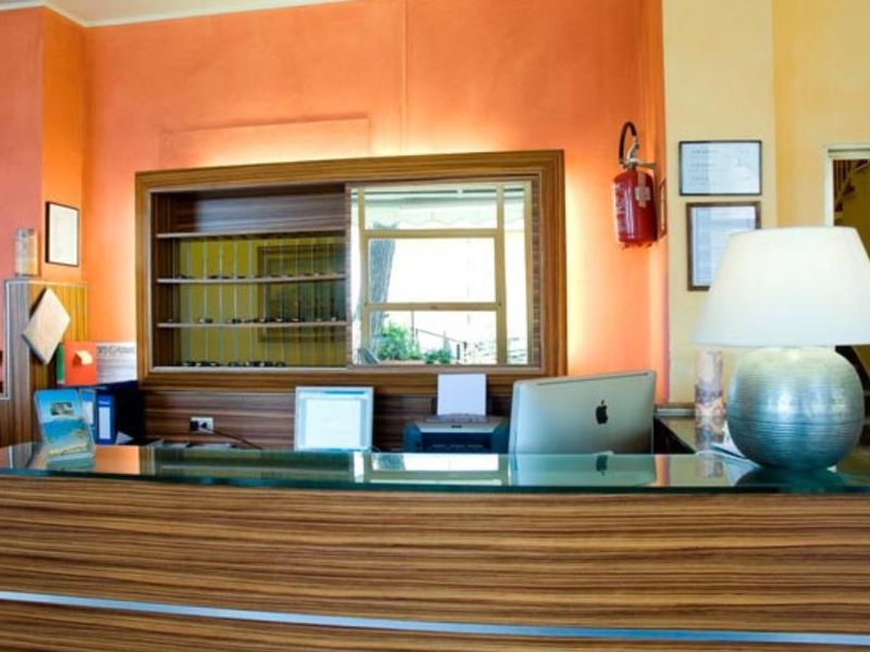 Hotel Photo 9