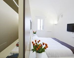 Santacroce Luxury Rooms Lecce Italy
