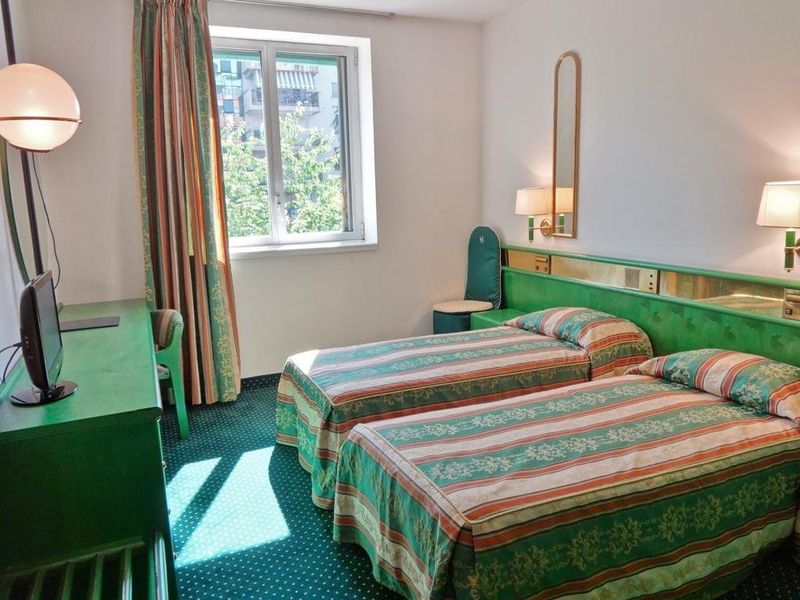 Hotel Photo 4