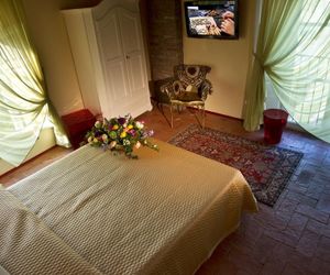 Suite Accommodation Mastiano Italy