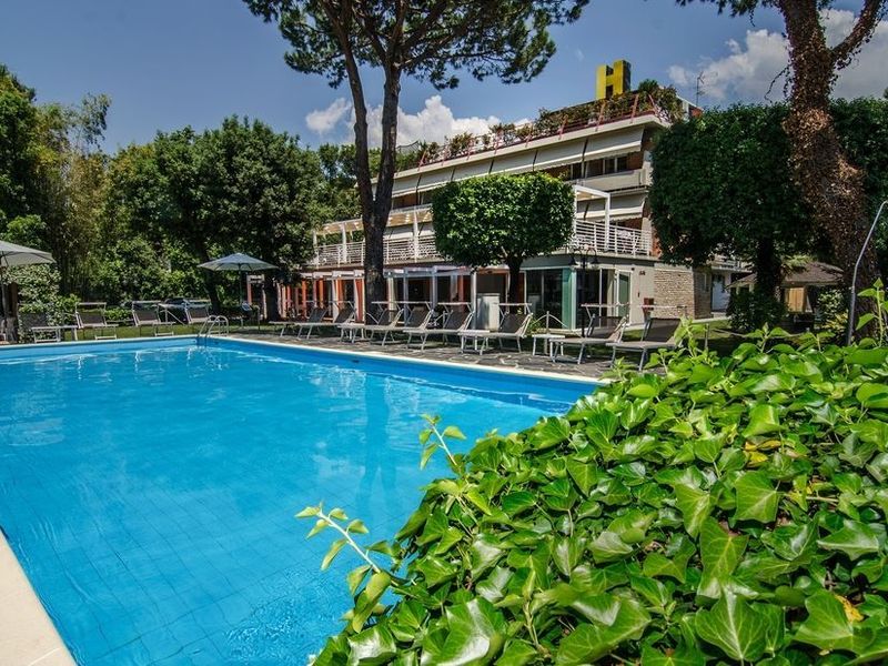 Hotel Photo 21