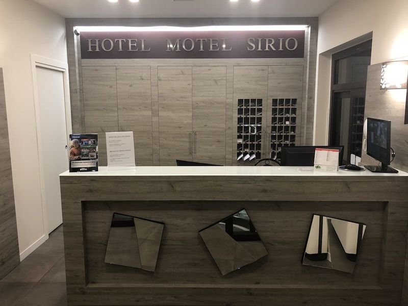 Hotel Photo 16