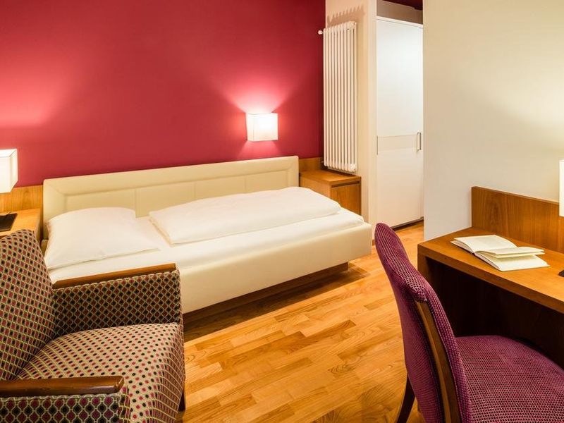 Hotel Photo 5