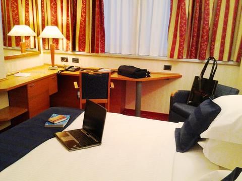Hotel Photo 16