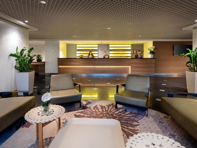 Hotel Photo 8
