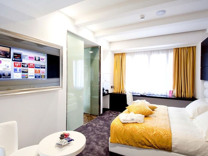 Hotel Photo 9