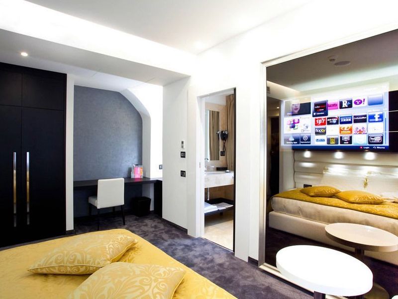 Hotel Photo 10