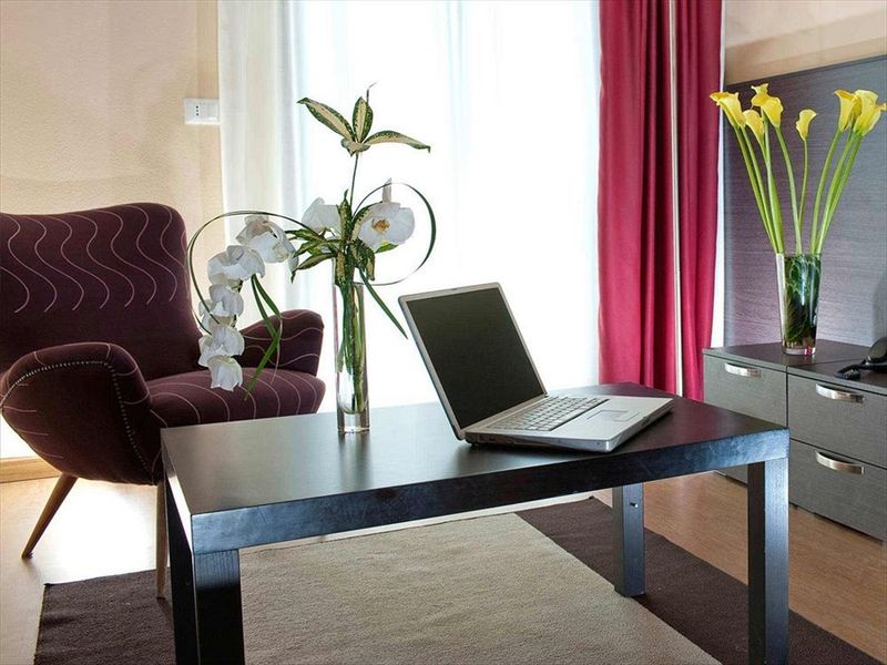 Hotel Photo 5