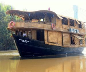 Goan Pleasure -Houseboats Goa Velha India