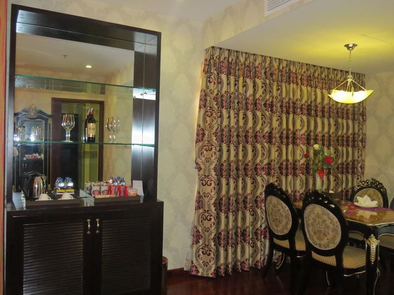 Hotel Photo 12