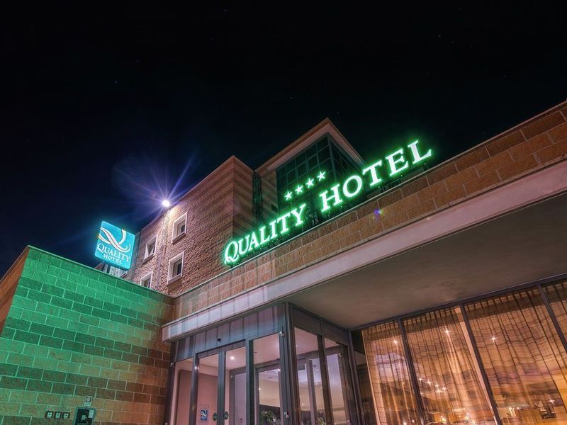 Hotel Photo 23