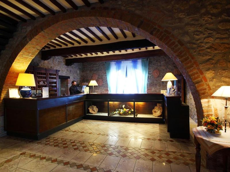 Hotel Photo 8