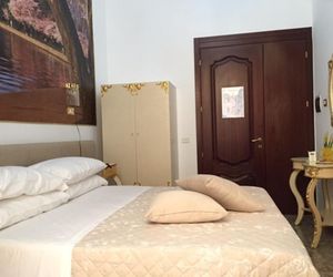 Hotel des Artistes Naples Italy