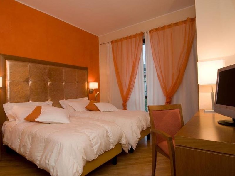 Hotel Photo 4