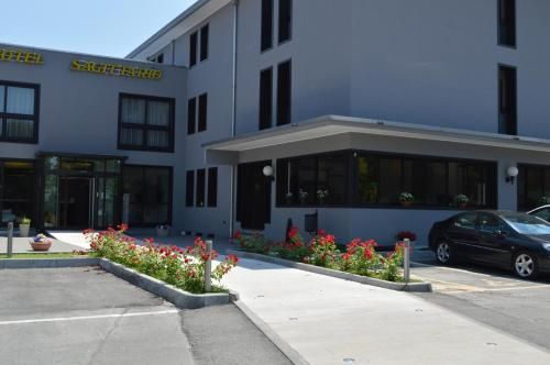 Hotel Photo 24