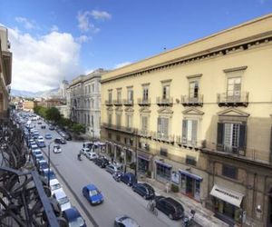Cavour Il Conte Camillo Palermo Italy