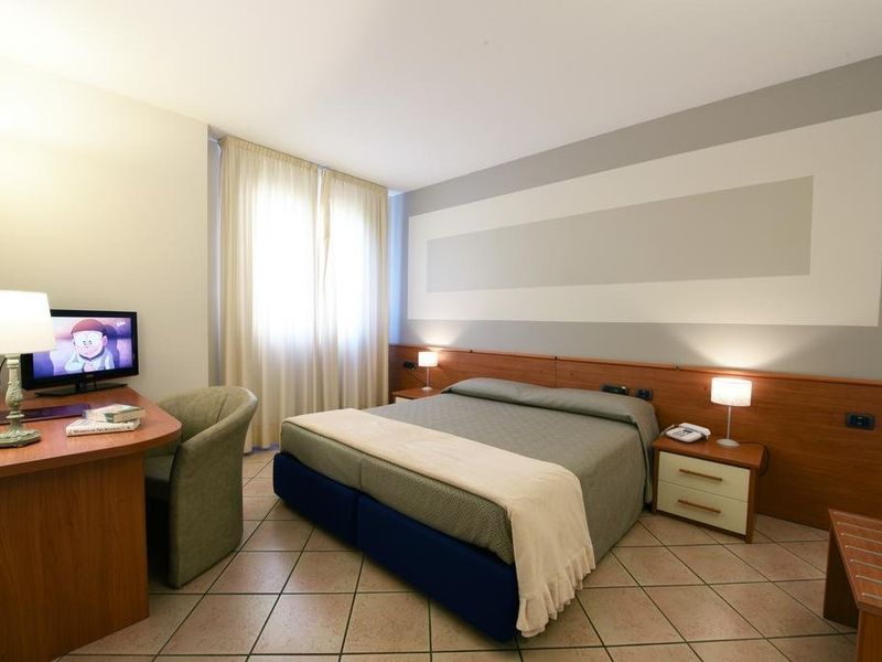 Hotel Photo 3