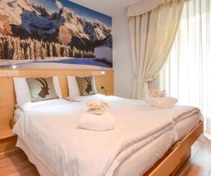 Hotel Corona Pinzolo Wellness Dolomite & Family Pinzolo Italy
