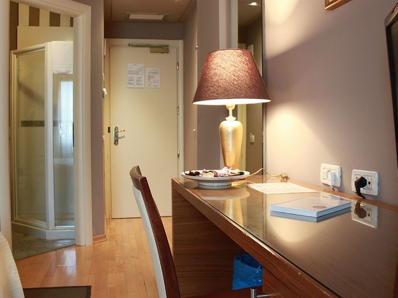 Hotel Photo 13