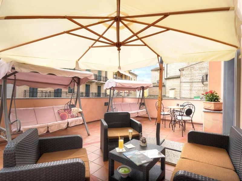 Hotel Photo 5