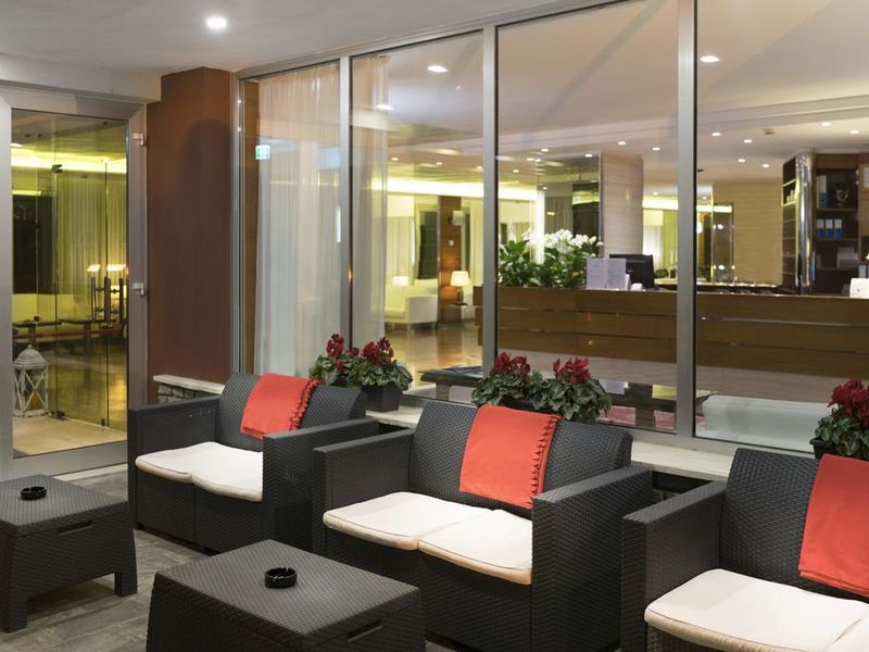 Hotel Photo 8