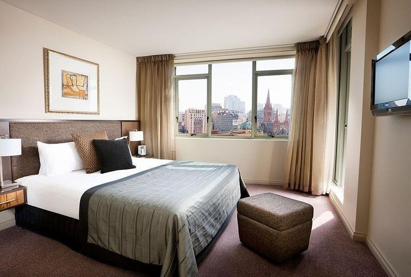 image of hotel Quay West Suites Melbourne