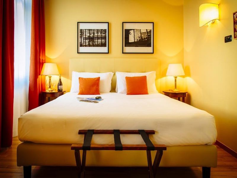 Hotel Photo 1
